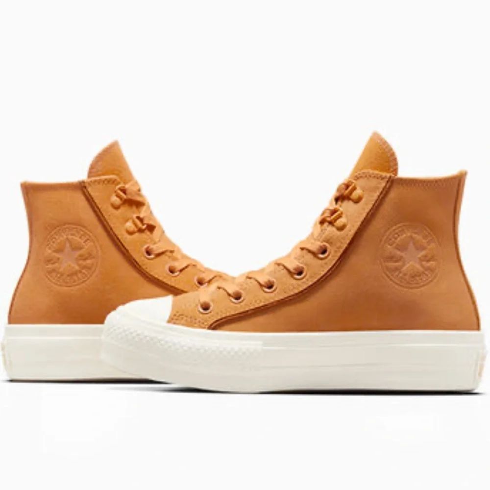 NWT converse Chuck Taylor All Star Lift Platform Suede Tiger MothTawny OwlEgret